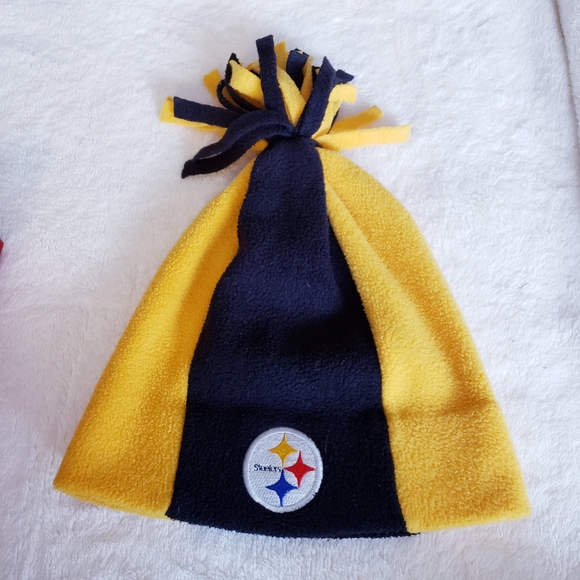 NFL Other - NFL Game Day Fringed Steelers Beanie